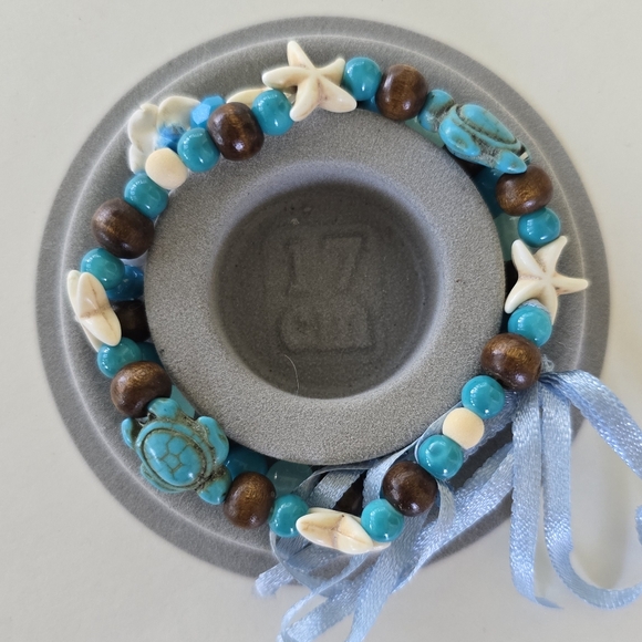🌴 Luminous Hawaiian Treasures Bracelet Set - Picture 15 of 15